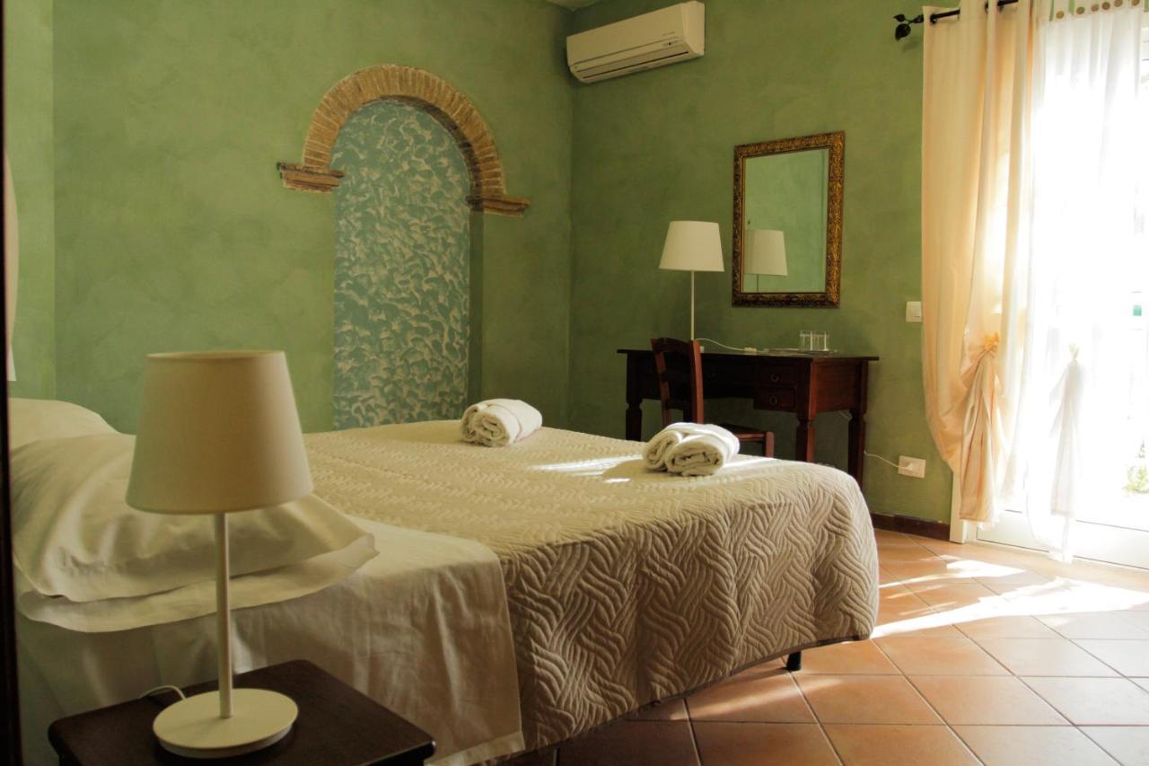 Il Casale Di Gardenia Bed & Breakfast Cesano Exterior photo